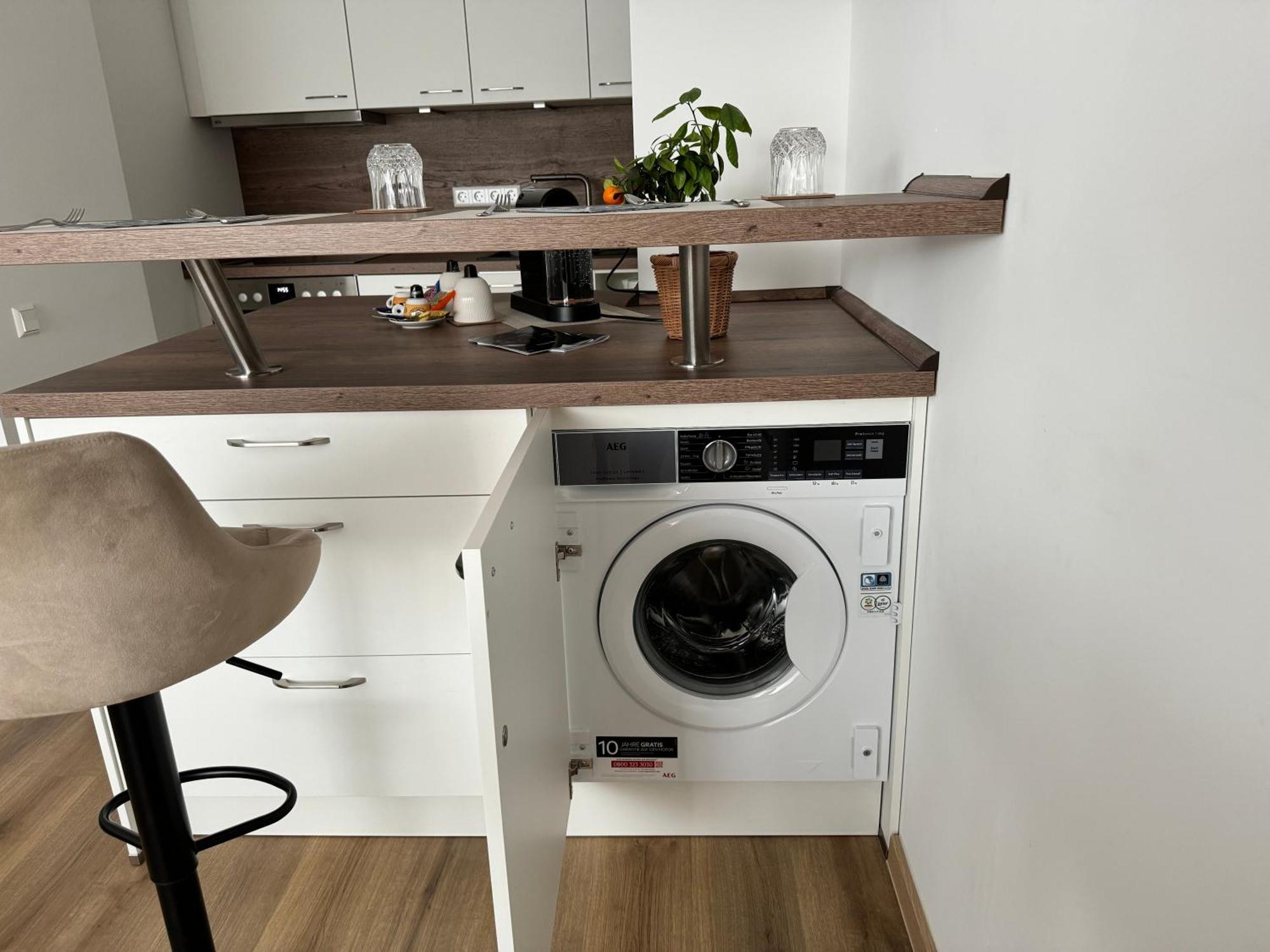 Neue Stilvolle 2-Zimmer Wohnung Im Zentrum Von ウォルフスブルク エクステリア 写真